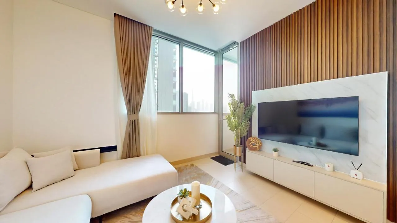 Apartment Creek Vistas Reserve - Modern One Bedroom Dubai